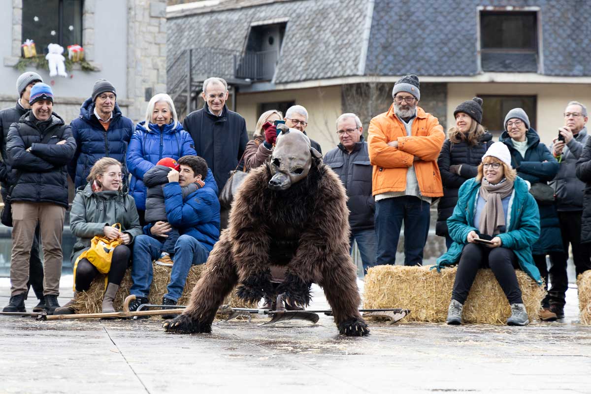 L'Ossa d'Ordino en plena celebració tradicional